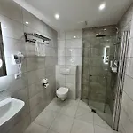 Parkhotel Viktoria Hotel 3*