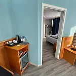 Parkhotel Viktoria 3*