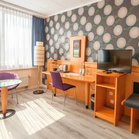 Parkhotel Viktoria 호텔 벨튼