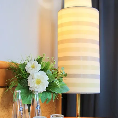 فندق Parkhotel Viktoria فيلتين