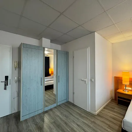 Parkhotel Viktoria 호텔 벨튼