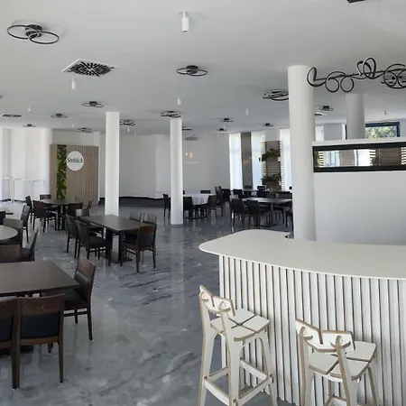 Parkhotel Viktoria 3* 벨튼