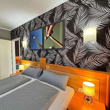 Parkhotel Viktoria Hotel 3*