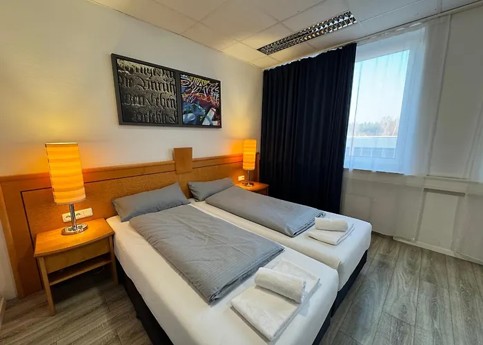 Parkhotel Viktoria 3*