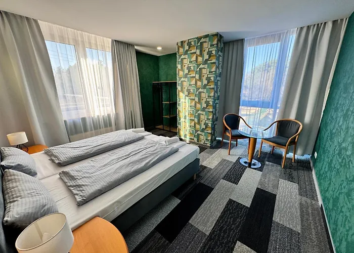 Parkhotel Viktoria 3*